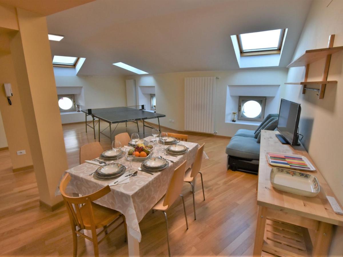 Apartment Duomo Mansarda By Interhome Iseo Exterior photo