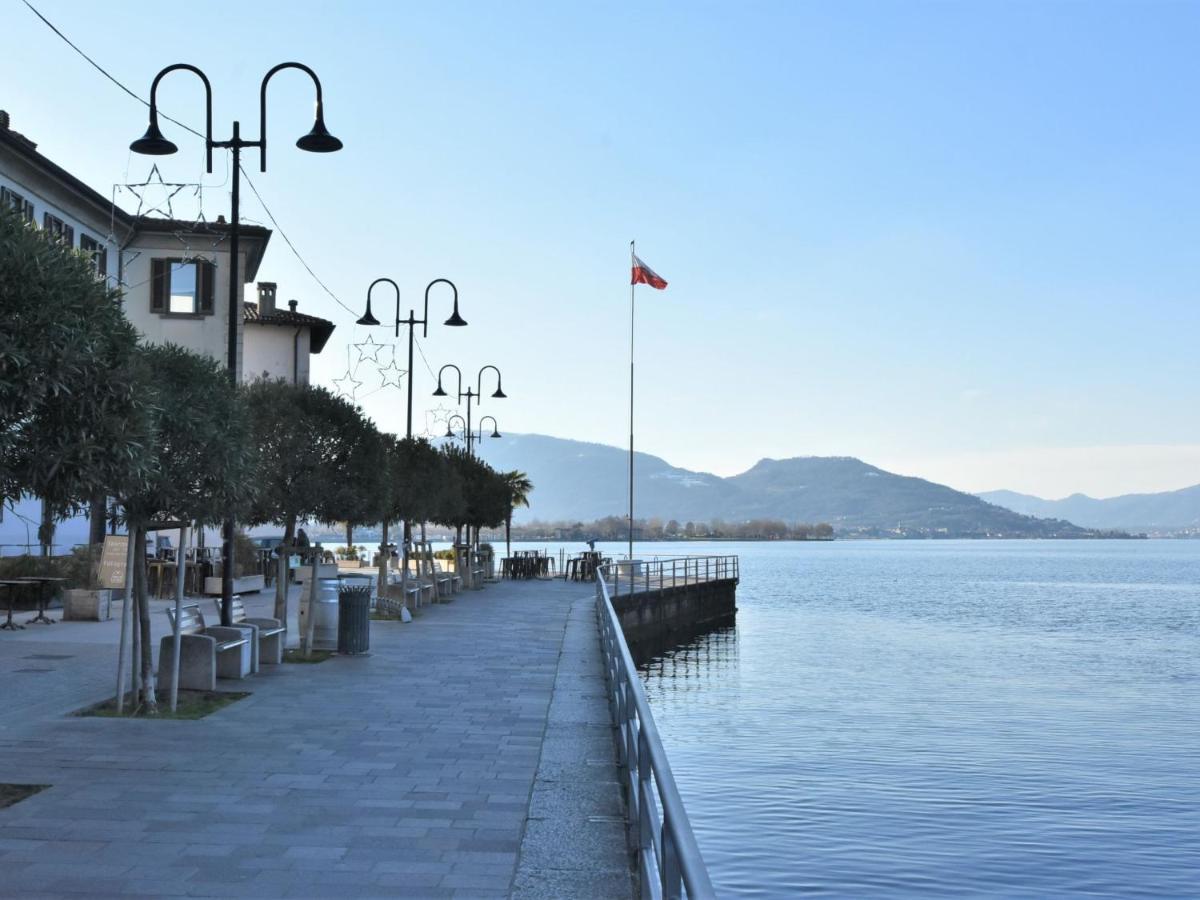 Apartment Duomo Mansarda By Interhome Iseo Exterior photo